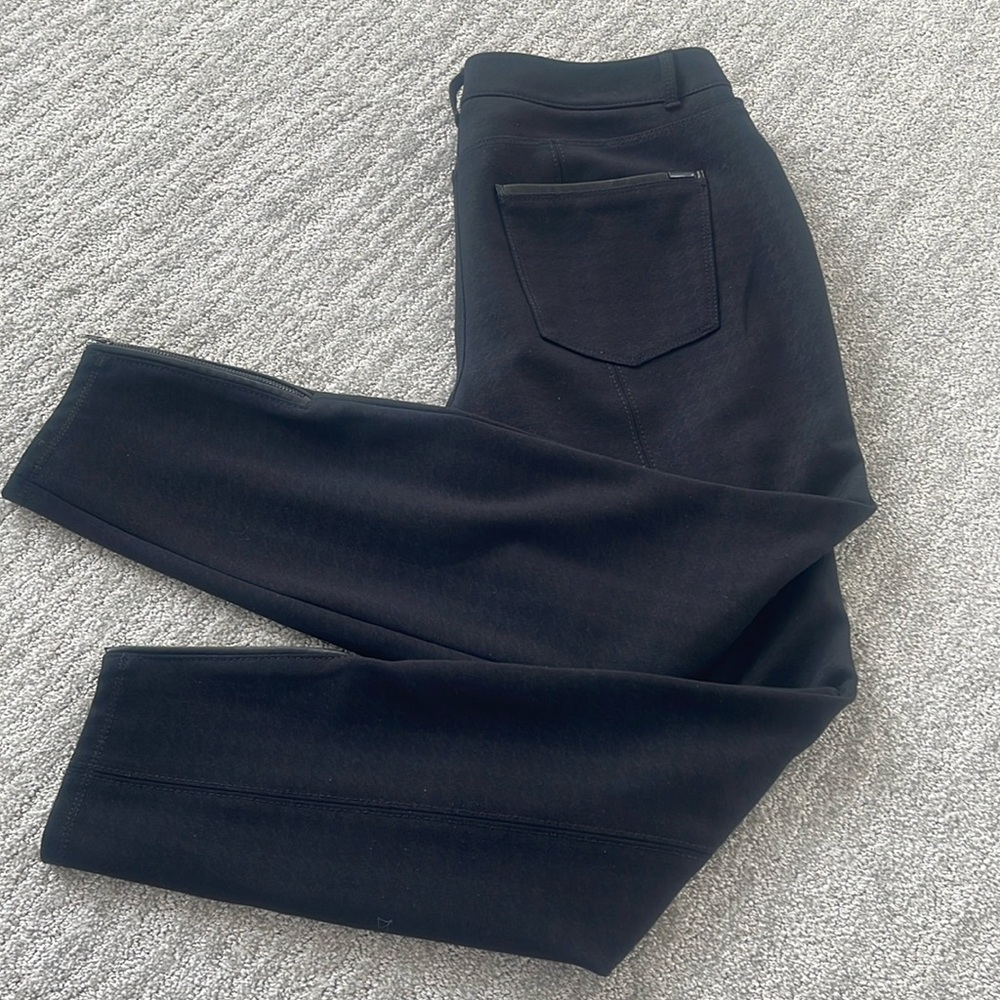White House Black Market “The Skinny Ankle” pant with zippers